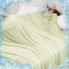 Davids Home Double Side Summer Cooling Blanket Queen Arc-Chill Q-Max>0.5 Breathable Lightweight Skin-Friendly for Hot Sleepers Portable Durable Versatile for Home Office Car Picnic Gross Green